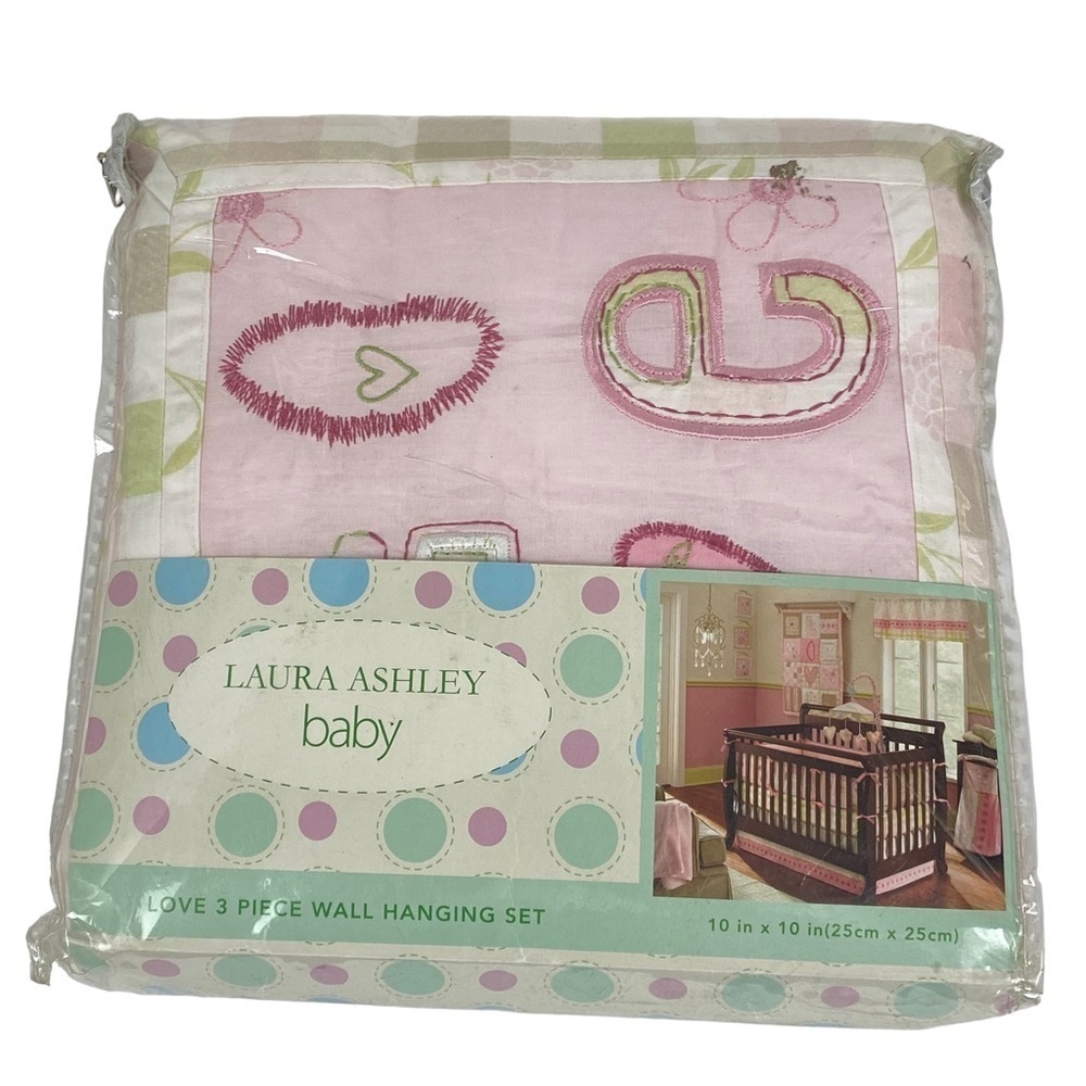 Laura Ashley Baby Girls Pink Quilted Love Wall Hanging Nursery‎ Set of 3 NEW